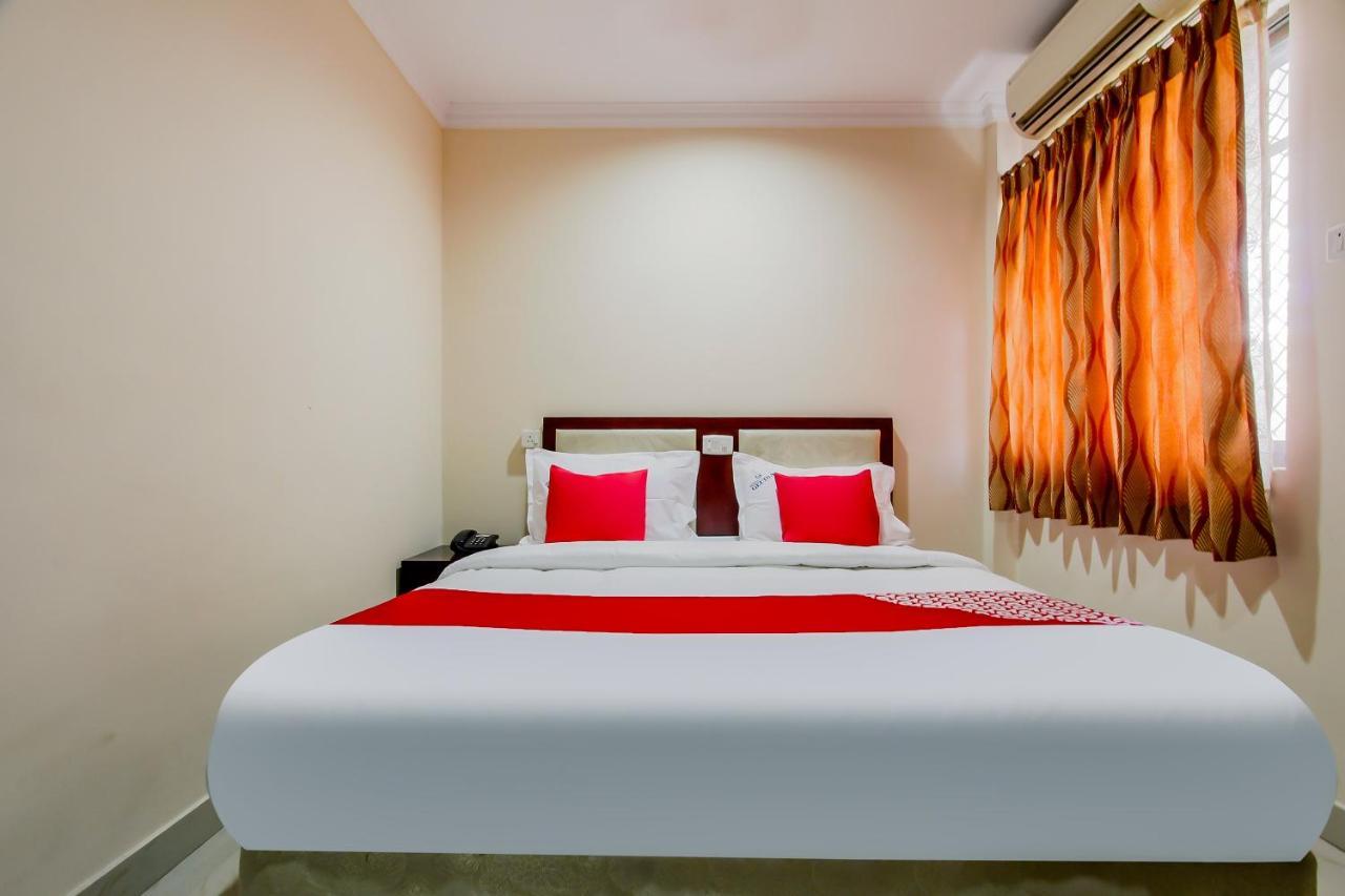 Hotel Geetha International 투티코린 외부 사진