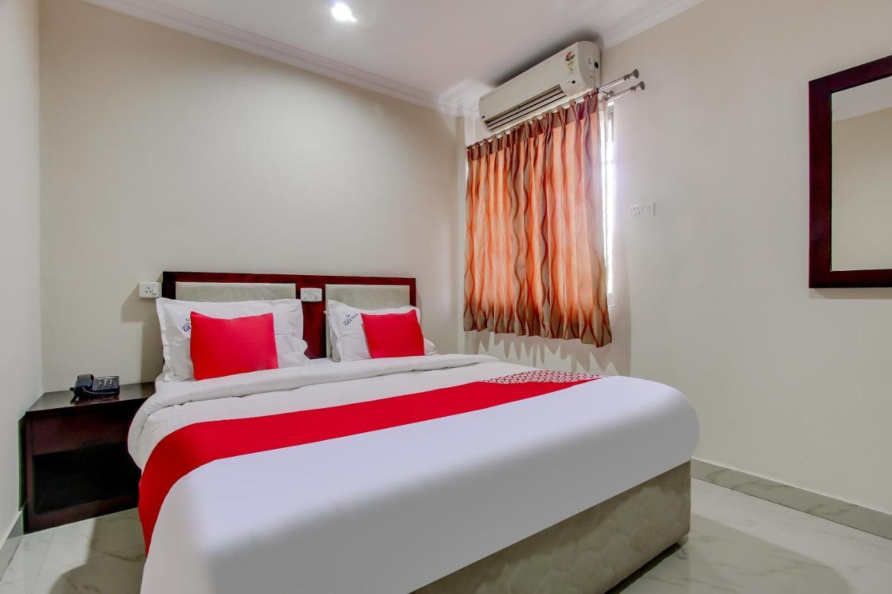 Hotel Geetha International 투티코린 외부 사진